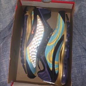 Air max deluxe